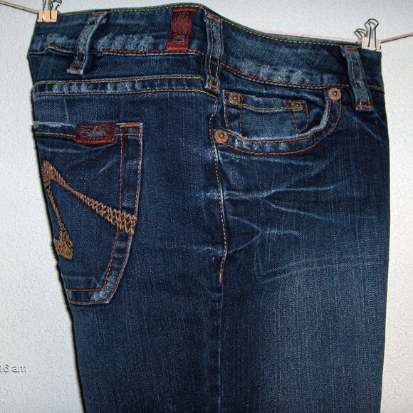 Silver Jeans, Tia, Measure 35"-38" Waist, 31" Inseam - Picture 6 of 9